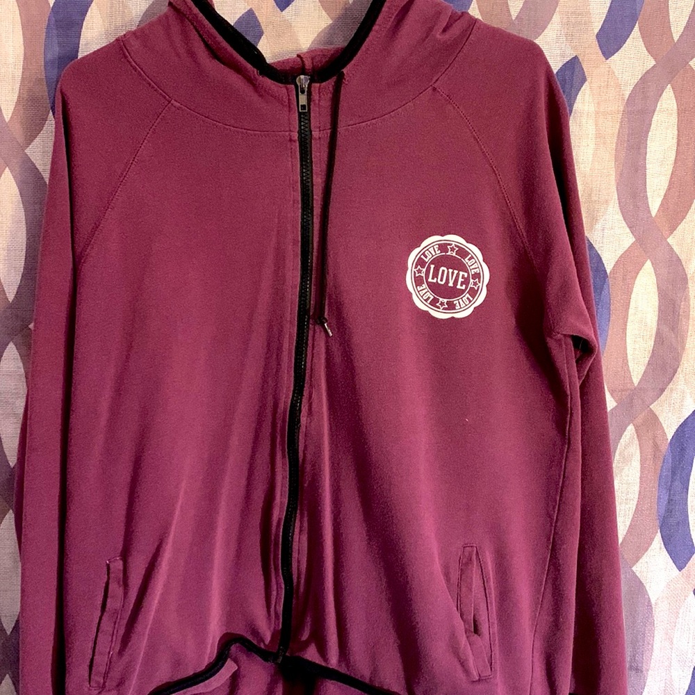 Purlpe hoodie with love logo